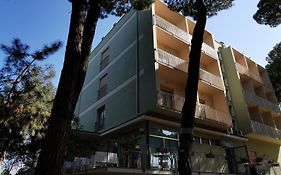 Hotel Pine Beach