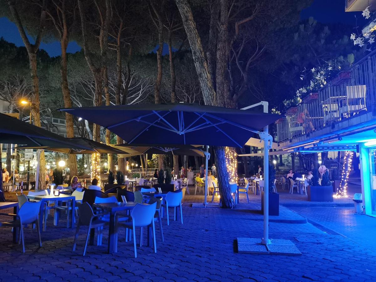 Hotel Pine Beach Rosolina Mare Zewnętrze zdjęcie