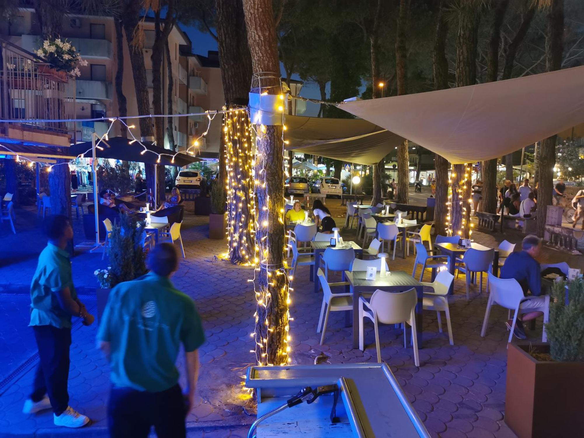 Hotel Pine Beach Rosolina Mare Zewnętrze zdjęcie